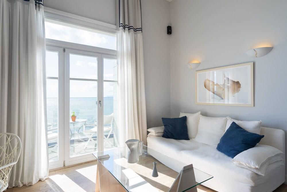 Dexamenes Seaside Hotel Kourouta Esterno foto